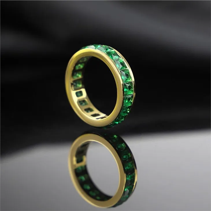 Emerald band ring 02